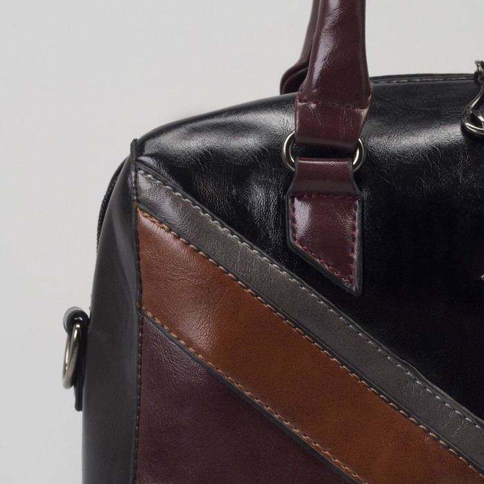 Сумка женская, отдел на молнии, наружный карман, длинный ремень, цвет чёрный