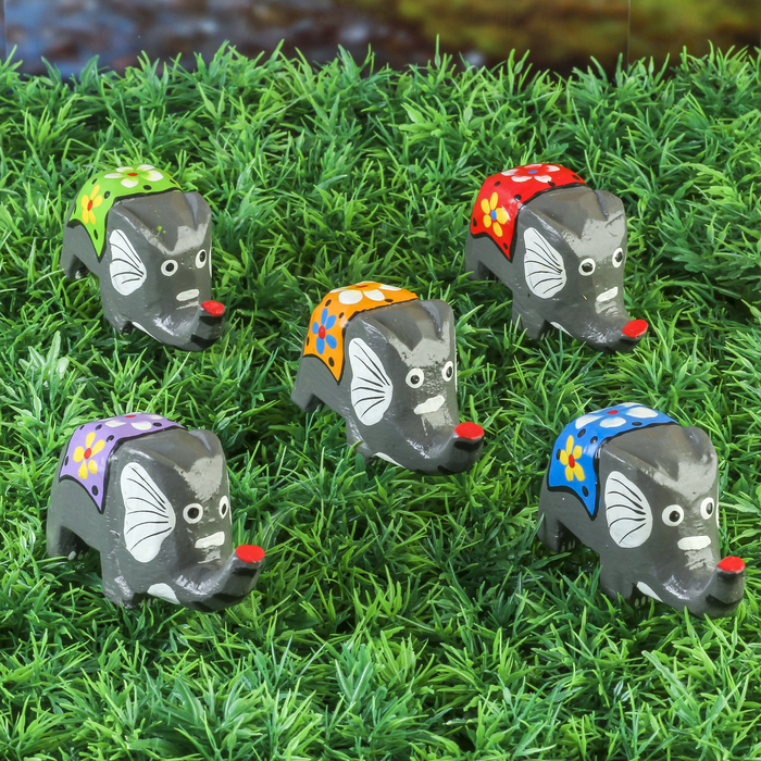 Набор сувенирный "Пять слоников" 15х7х5 см МИКС