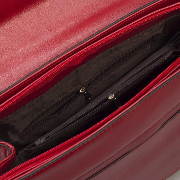 Сумка женская, отдел с перегородкой на молнии, 2 наружных кармана, длинный ремень, цвет красный