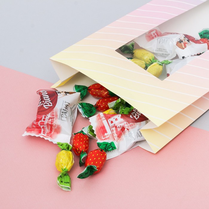 Пакетик подарочный «Побалуй себя», 16 × 30 × 6 см