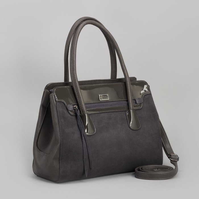 Сумка женская, отдел с перегородкой на молнии, 2 наружных кармана, длинный ремень, цвет серый