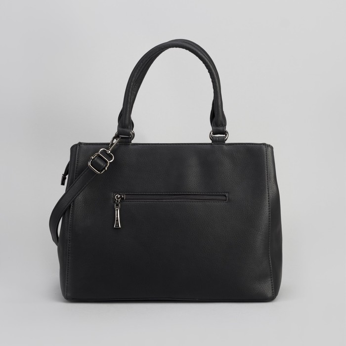 Сумка женская, отдел с перегородкой на молнии, 2 наружных кармана, длинный ремень, цвет чёрный