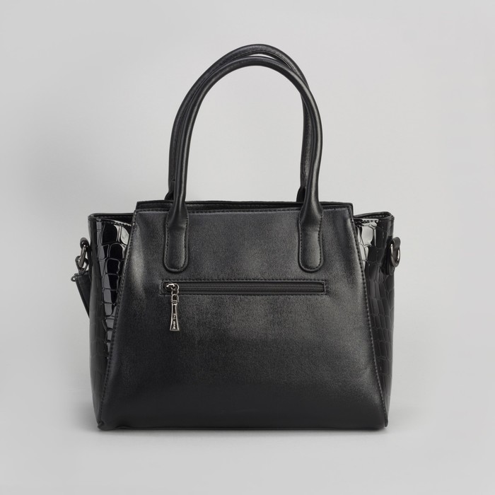 Сумка женская, отдел с перегородкой на молнии, наружный карман, длинный ремень, цвет чёрный