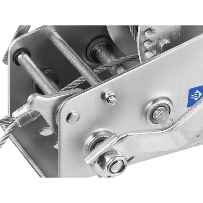 Лебедка ручная "ЗУБР" ПРОФЕССИОНАЛ 43113-0.9_z01, барабанная, тяговая, тросовая, 0.9 т, 8м