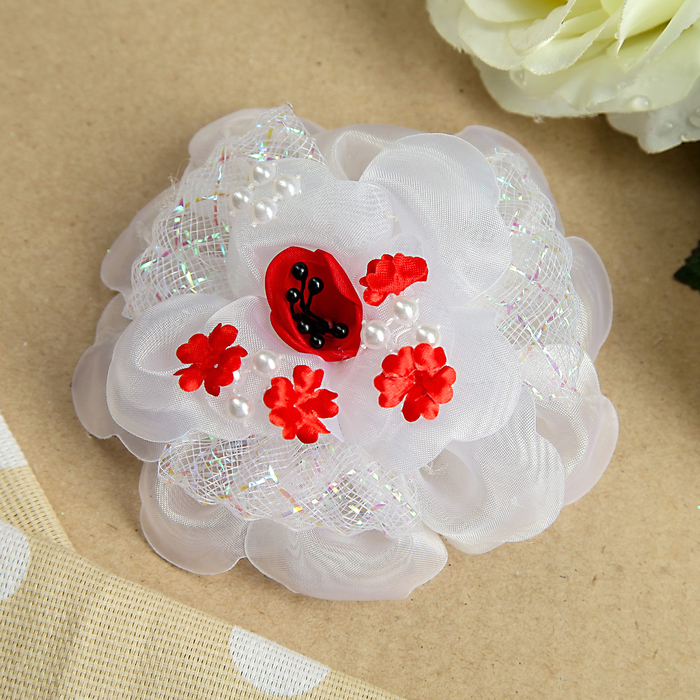 Бант для девочек с резинкой "Забавный", 11 см, с декором цветочки, белый