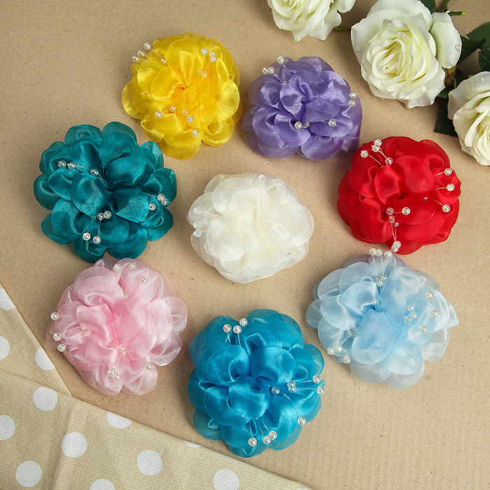 Бант для девочек с резинкой "Ягодка", 11 см, с бусинами, микс