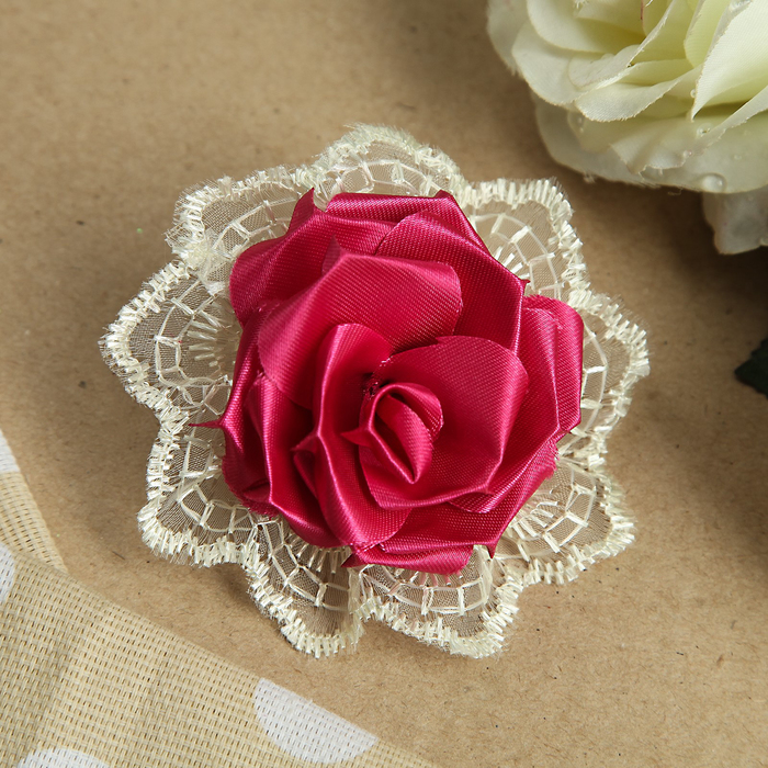 Бант для девочек с резинкой "Чудный", 8 см, с ажурной окантовкой, малиновый