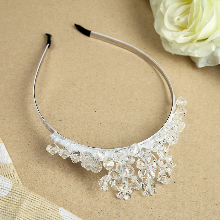 Ободок для волос "Селена", белый, 15 см