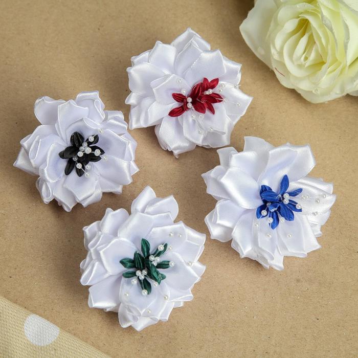 Бант для девочек с резинкой "Атласный", с жемчужинами, микс