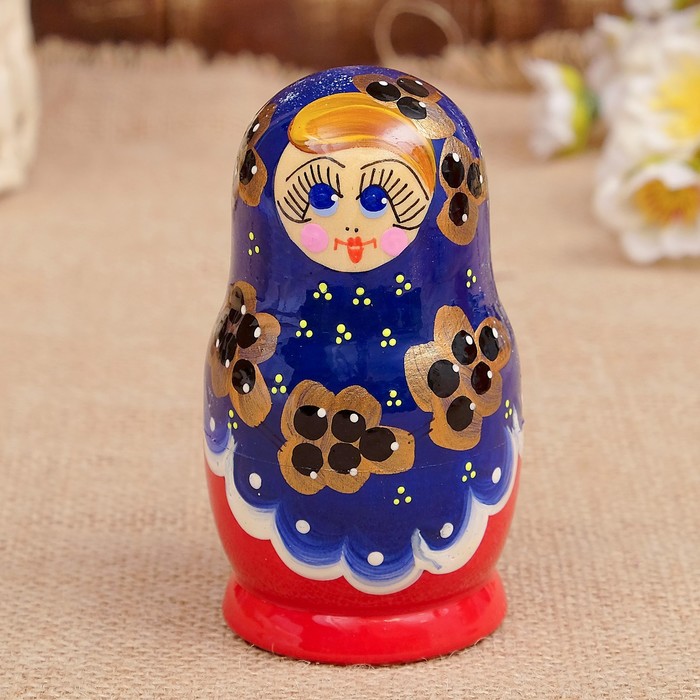 Матрёшка «Смородинка», синее платье, 3 кукольная. 10 см