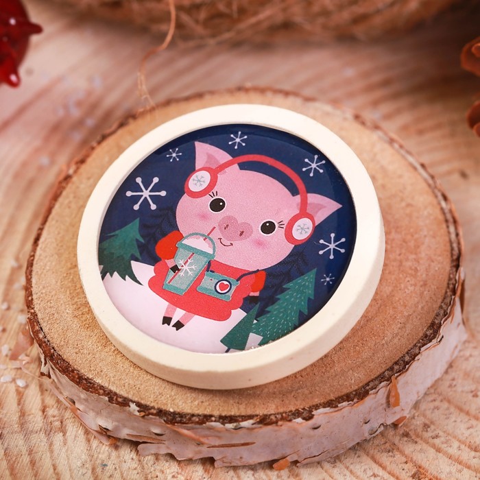 Значок "Поросёнок с кофе"