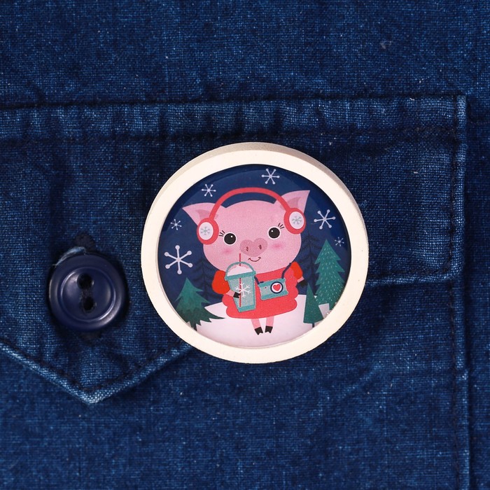 Значок "Поросёнок с кофе"