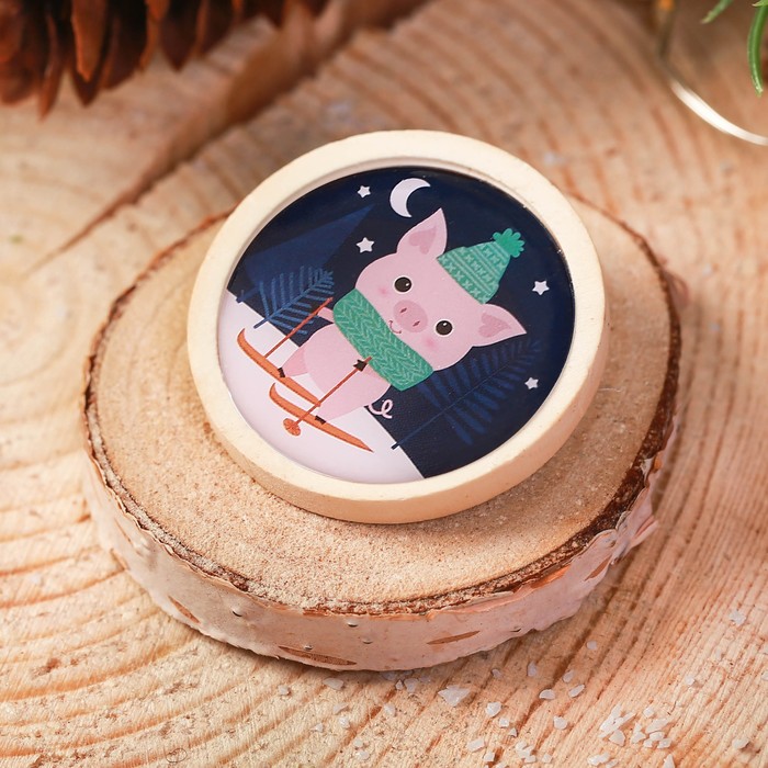 Значок "Поросёнок на лыжах"