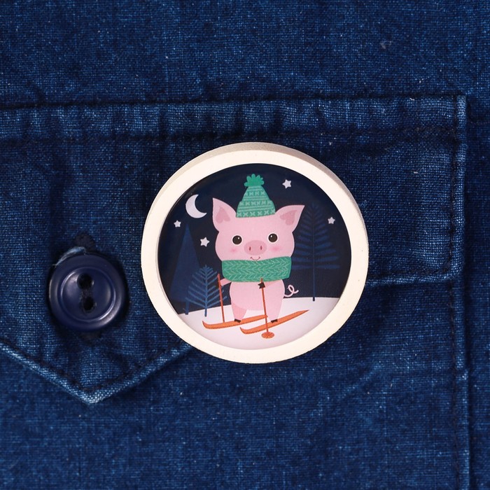 Значок "Поросёнок на лыжах"