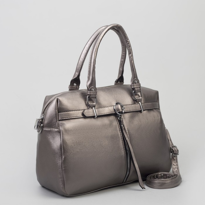 Сумка женская, отдел на молнии, 2 наружных кармана, длинный ремень, цвет серебристый