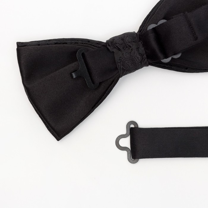 Набор мужской: галстук-бабочка 12 х 6 см, платок 21 х 21 см, чёрный, п/э