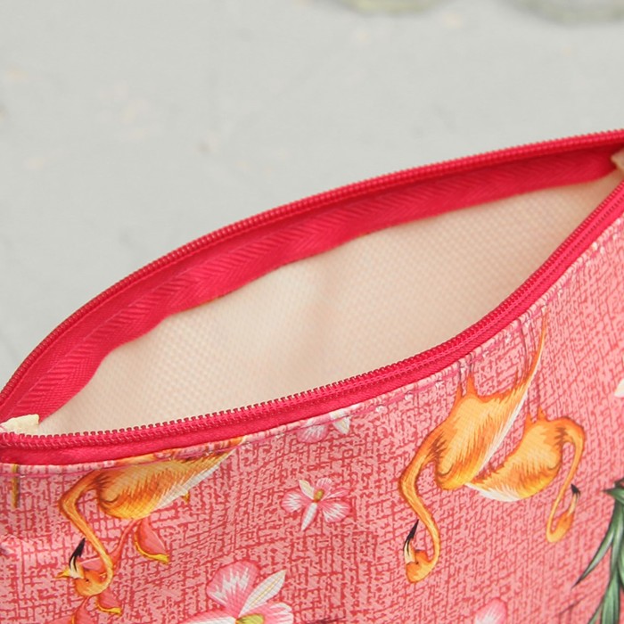 Косметичка простая «Фламинго в саду» , отдел на молнии, цвет малиновый