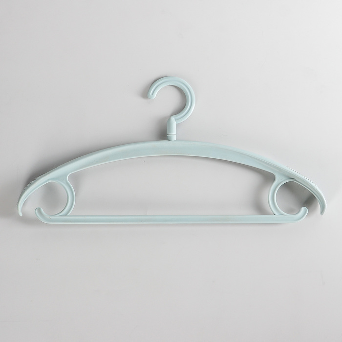 Вешалка-плечики "Цветик", цвет зелёный