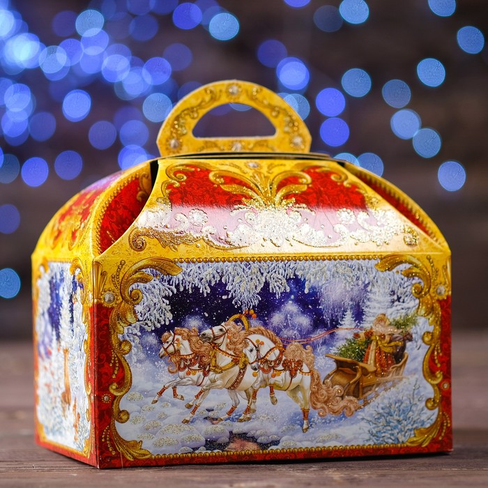 Подарочная коробка "Тройка", 18,5 x 12,5 x 19 см