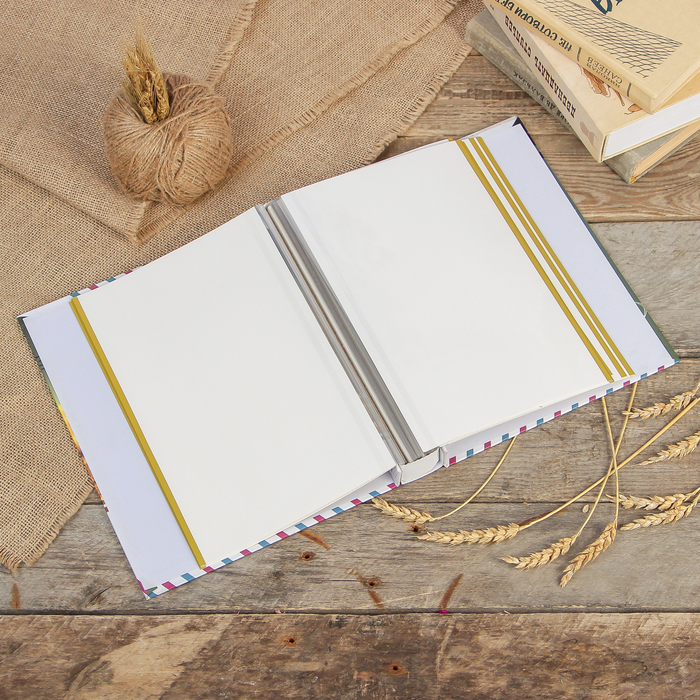 Фотоальбом магнитный 20 листов "Ретро" в коробке МИКС 29,5х23х5,5 см