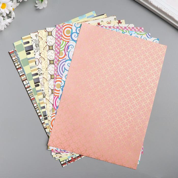 Бумага 1-сторонняя с золотым тиснением "Геометрия"набор 50 лист.,пл-сть 80 гр 24,5х17,3 см