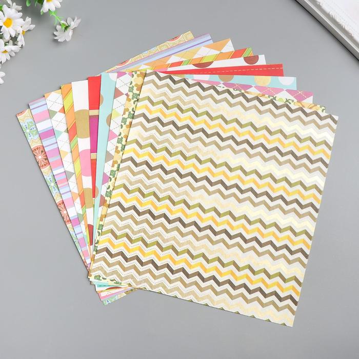 Бумага 1-торонняя с золотым тиснением "Графика"набор 50 пист., пл-сть 80 гр 24,5х23 см