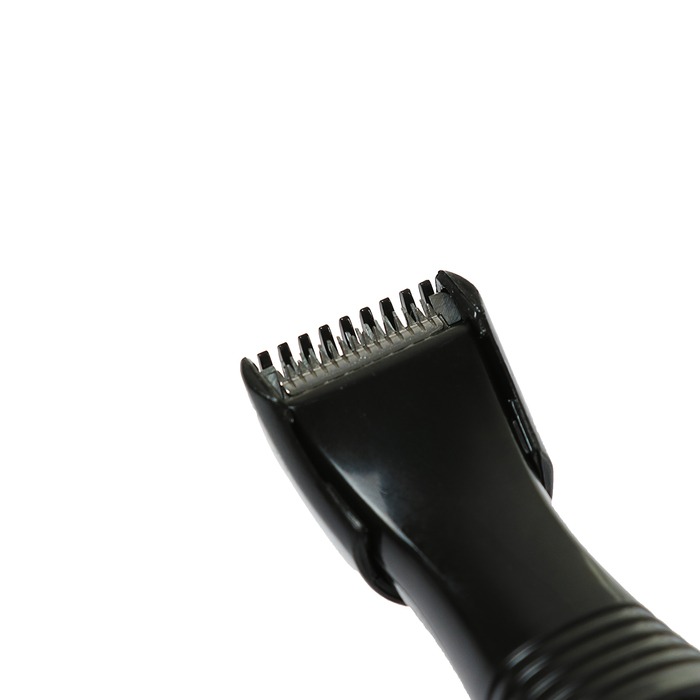 Триммер Vitek VT-2552 BK, регулировка длины, 3 насадки, от батарейки, черный