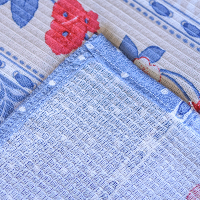 Полотенце вафельное «Петушки», 50х70 см, голубой, 170 г/м2, хлопок 100%