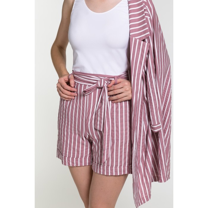 Костюм женский (пиджак, шорты) 08в цвет пудра, р-р 46