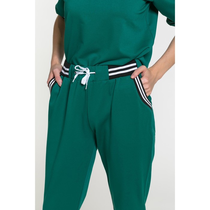 Костюм женский 100 цвет зелёный, р-р 46