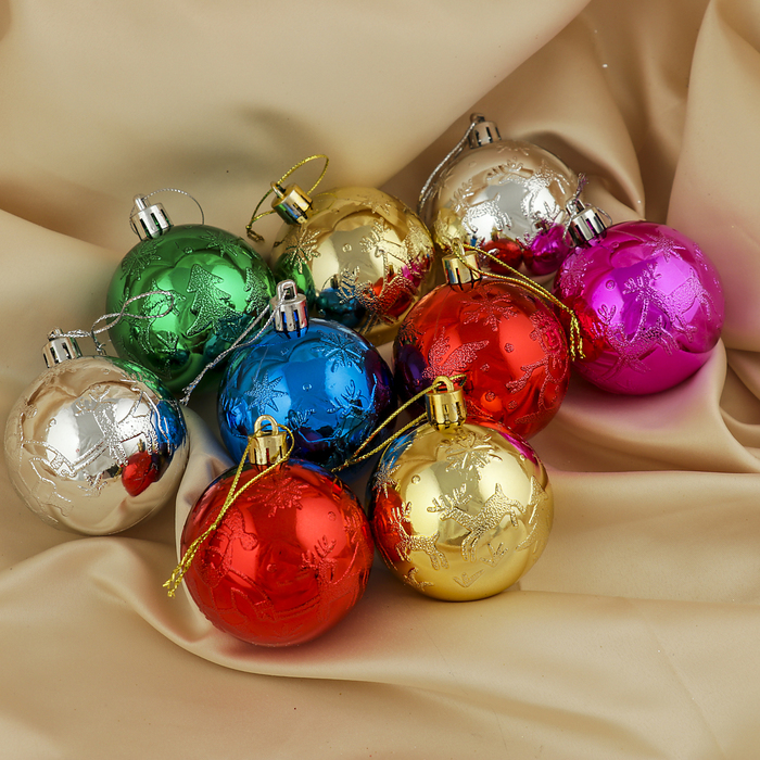 Набор шаров пластик 9 шт d-6 см "Морозная зима" олень со снежинкой, микс