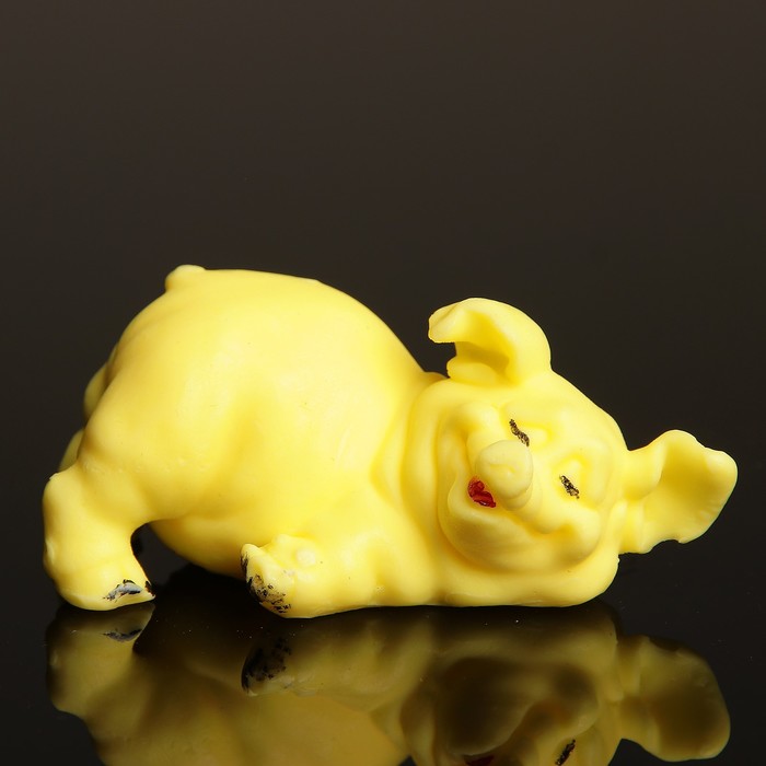 Мыло фигурное "Свинка лежит" жёлтая 60гр