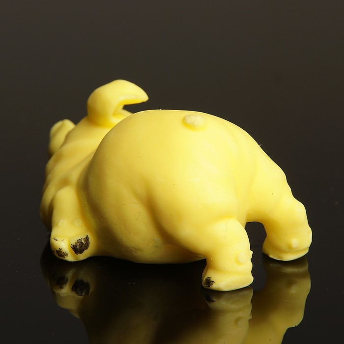 Мыло фигурное "Свинка лежит" жёлтая 60гр