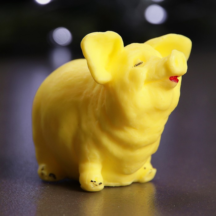 Мыло фигурное "Свинка стоит" жёлтая75гр