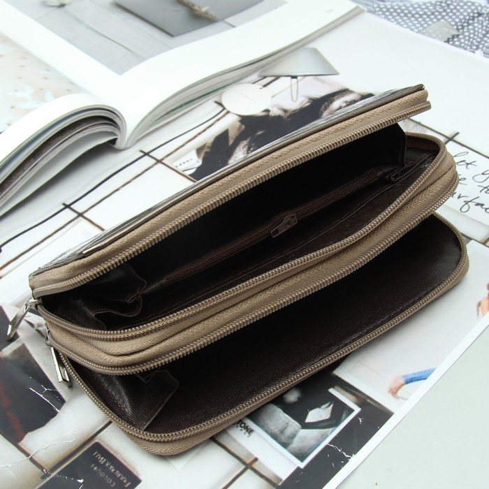 Кошелёк женский, 4 отдела на 2 молниях, для карт, для монет, с ручкой, цвет бронзовый