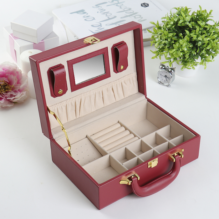 Шкатулка кожзам для украшений чемодан "Крупная клетка" красная 9х25х17,3 см