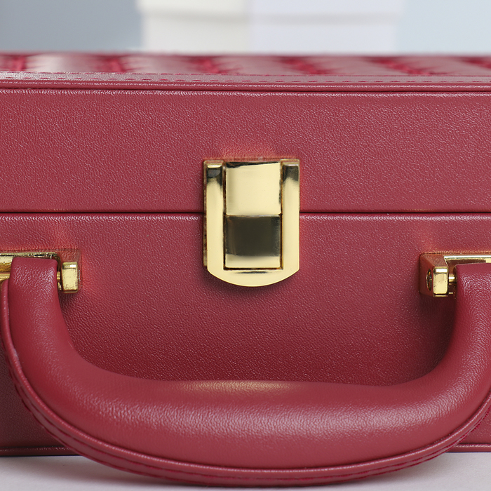 Шкатулка кожзам для украшений чемодан "Крупная клетка" красная 9х25х17,3 см