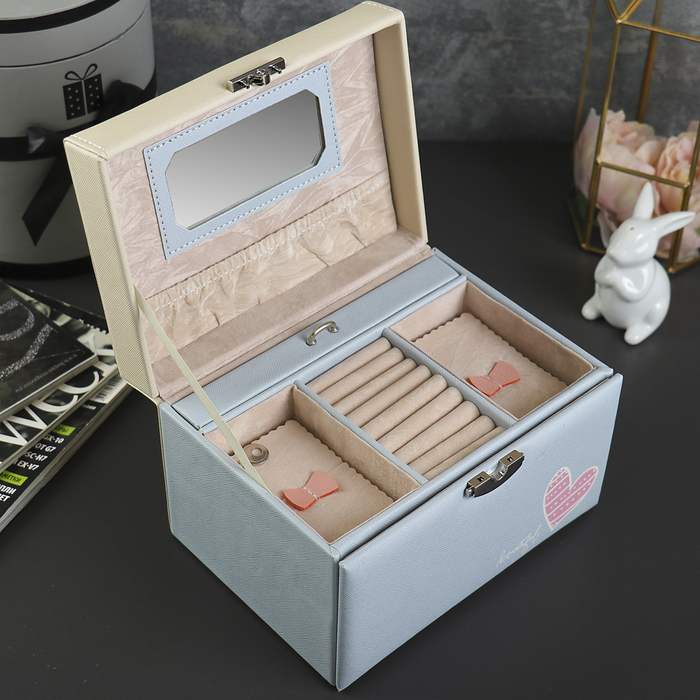 Шкатулка кожзам для украшений "Сердце в точку" кремово-голубая 14х20х15 см