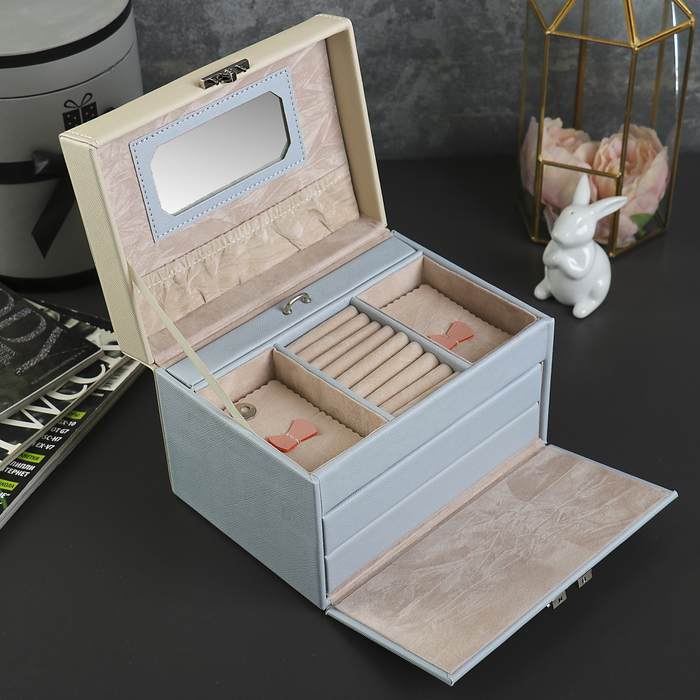 Шкатулка кожзам для украшений "Сердце в точку" кремово-голубая 14х20х15 см