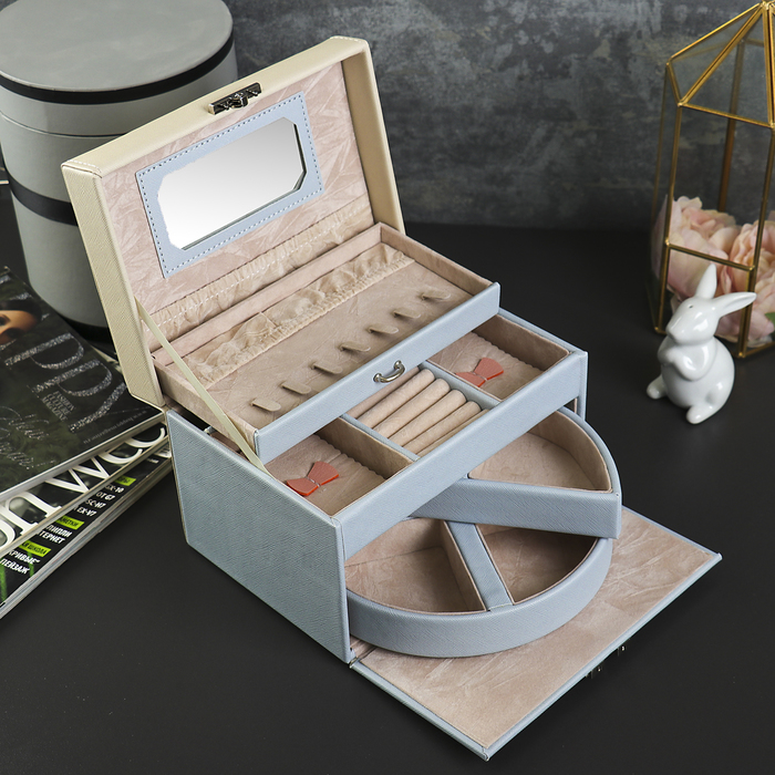 Шкатулка кожзам для украшений "Сердце в точку" кремово-голубая 14х20х15 см