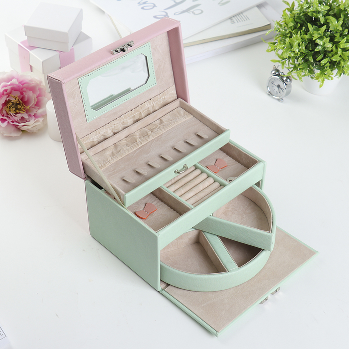 Шкатулка кожзам для украшений "Сердце в точку" розово-зелёная 14х20х15 см