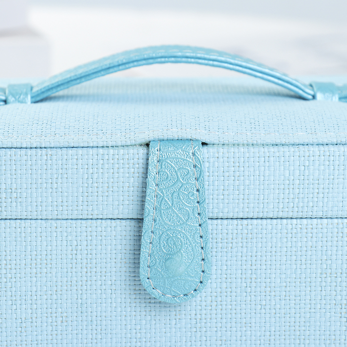 Шкатулка кожзам для украшений "Клеточка" голубая 9х17х13,5 см