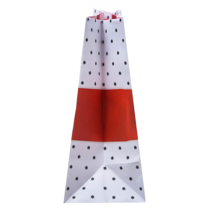 Пакет ламинированный вертикальный «Пусть зима принесет счастье», 18 × 23 × 8 см