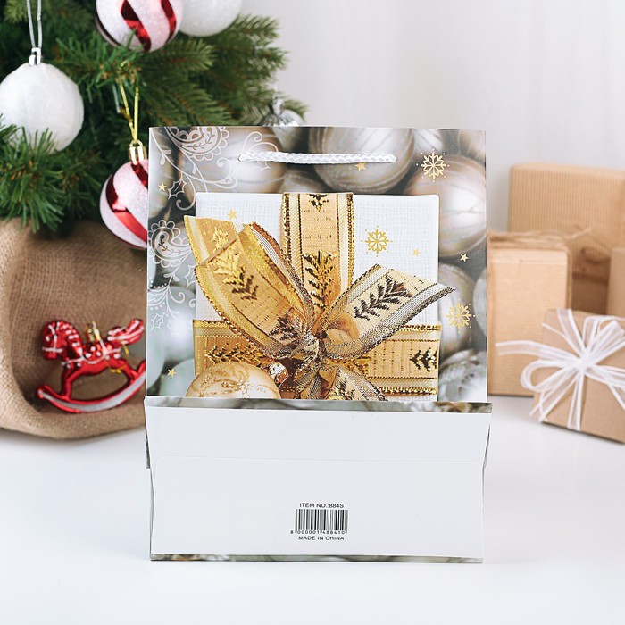 Пакет подарочный люкс, 18 х 23 х 10 см