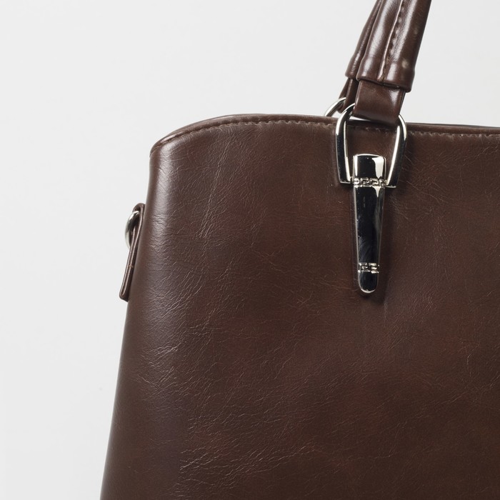 Сумка женская, 2 отдела на молнии, наружный карман, длинный ремень, цвет коричневый