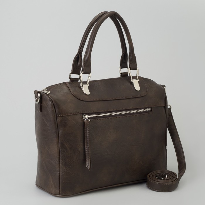 Сумка женская, отдел с перегородкой на молнии, 2 наружных кармана, длинный ремень, цвет коричневый