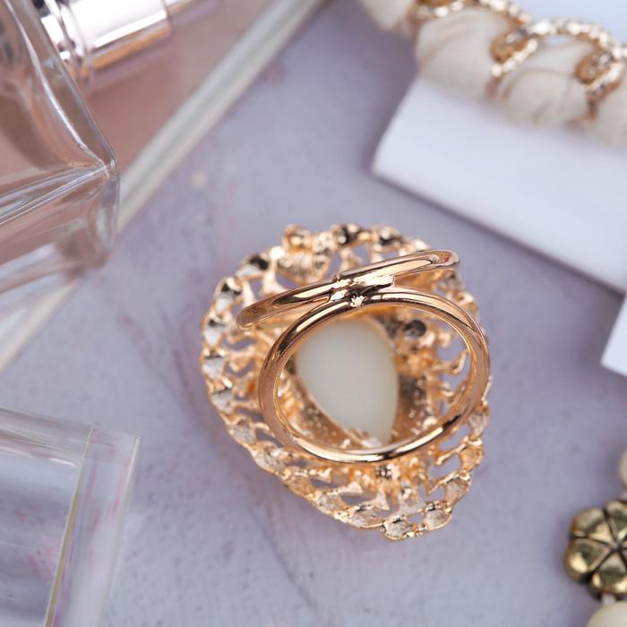 Кольцо для платка "Барокко" капля, цвет белый в золоте