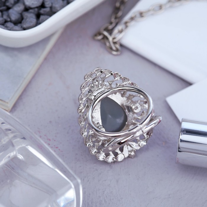 Кольцо для платка "Барокко" капля, цвет серый в серебре