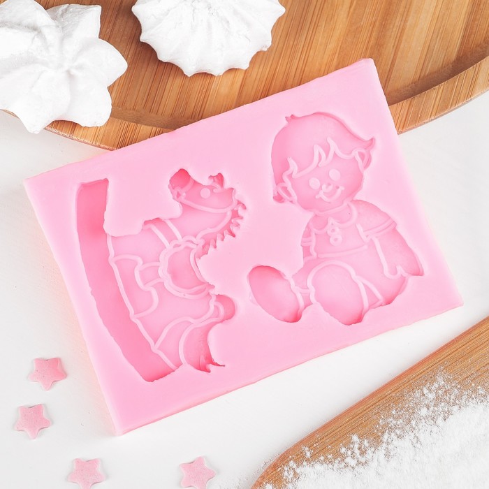 Молд 9,5х7х0,8 см "Малыш и лошадка"