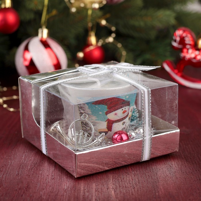 Свеча подарочная "Снеговик"